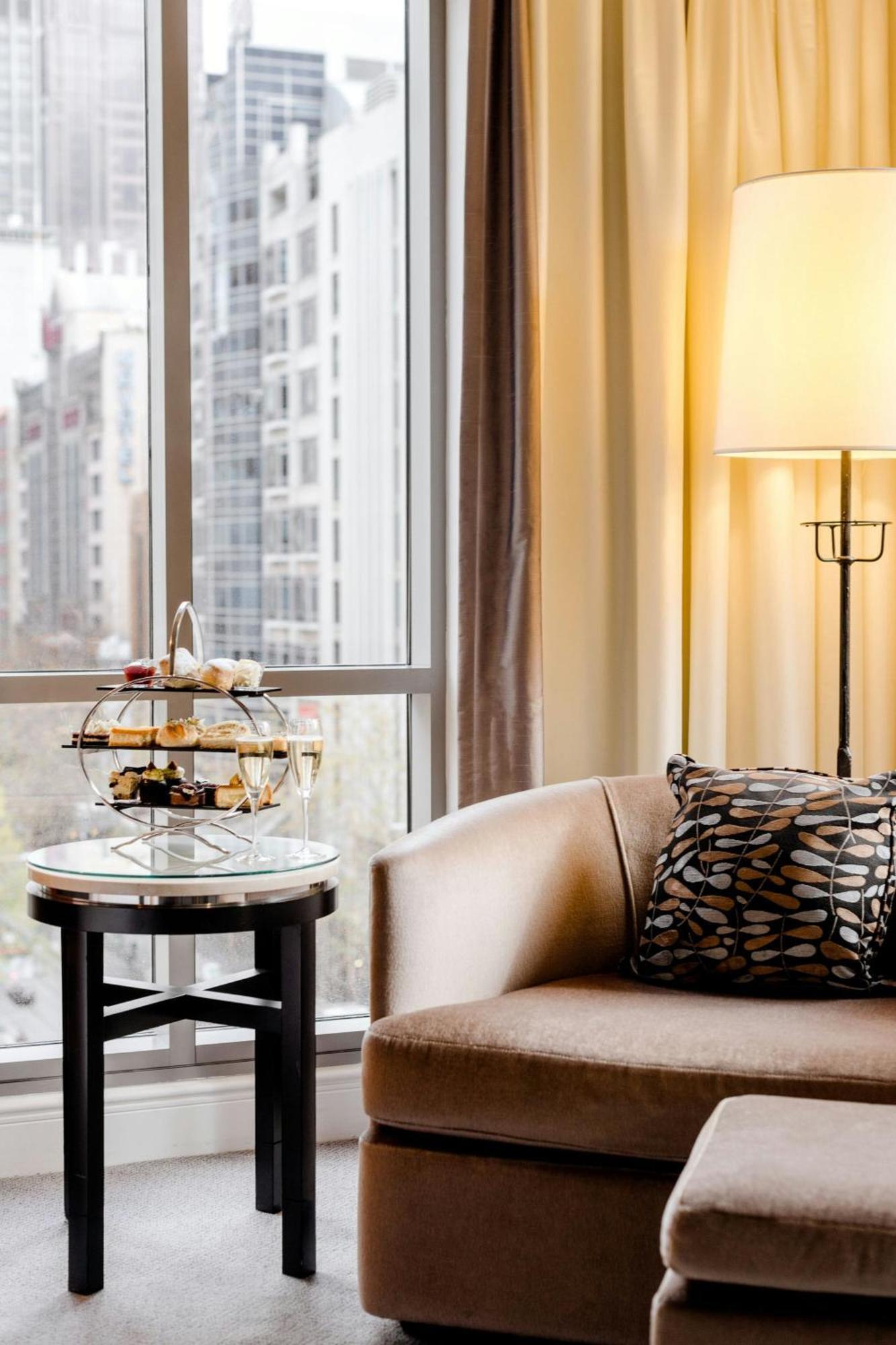 The Westin Melbourne Hotel Luaran gambar Afternoon tea at The Landmark, Hong Kong
