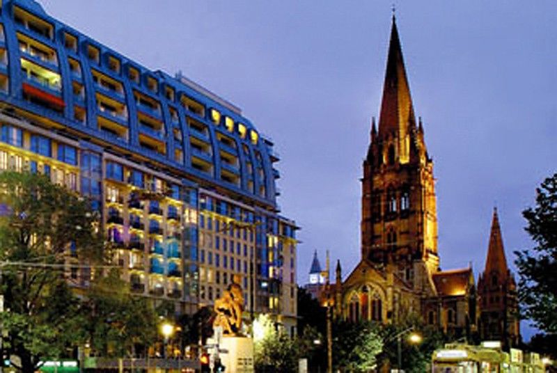 The Westin Melbourne Hotel Luaran gambar The St Patrick's Cathedral, Melbourne